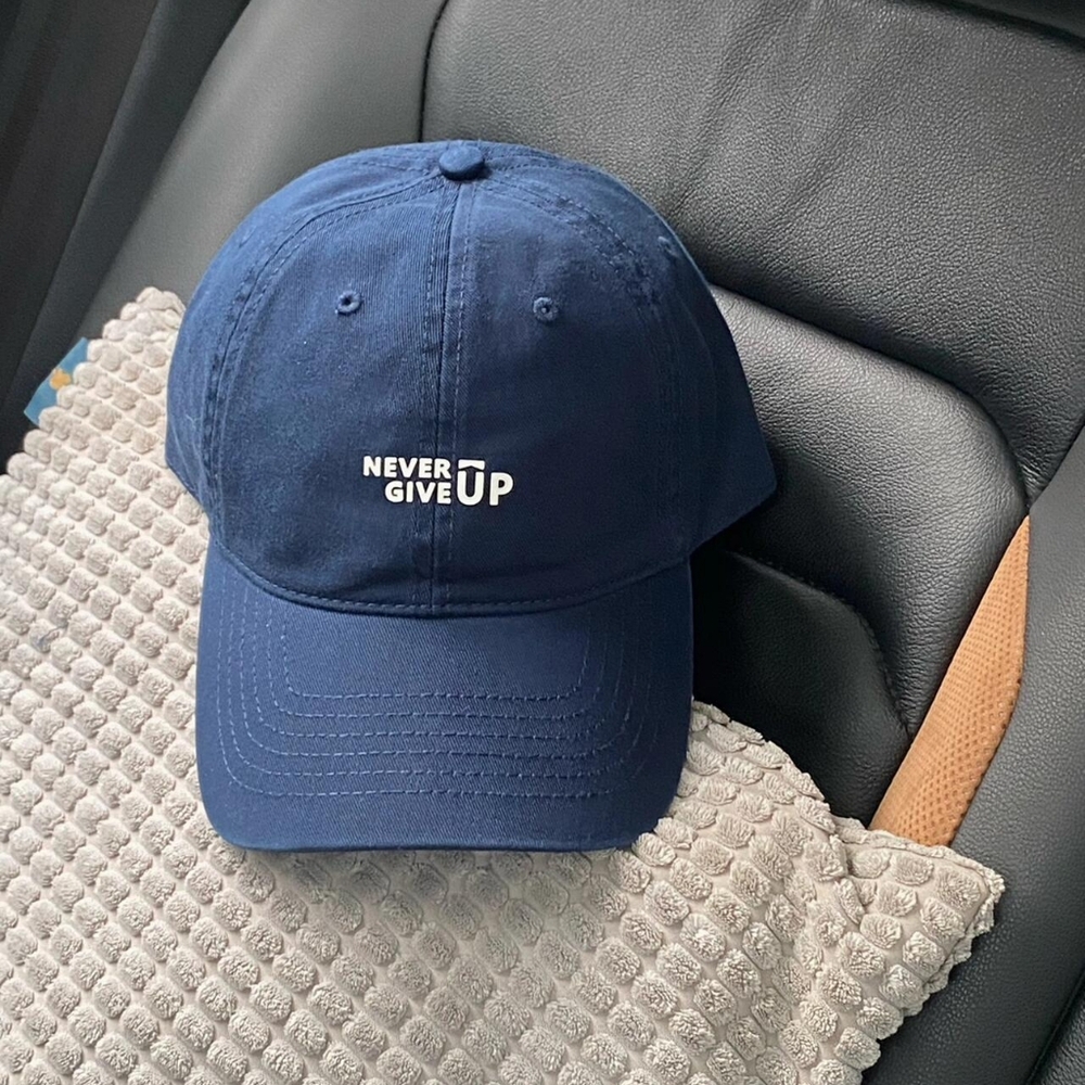 Baseball cap for men - Picture 2 of 3